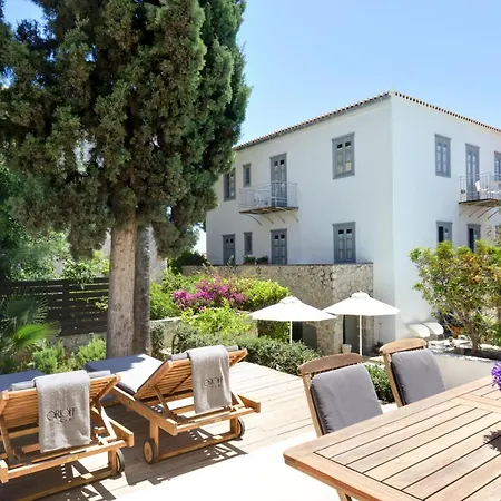 Orloff Aparthotel Spetses Town
